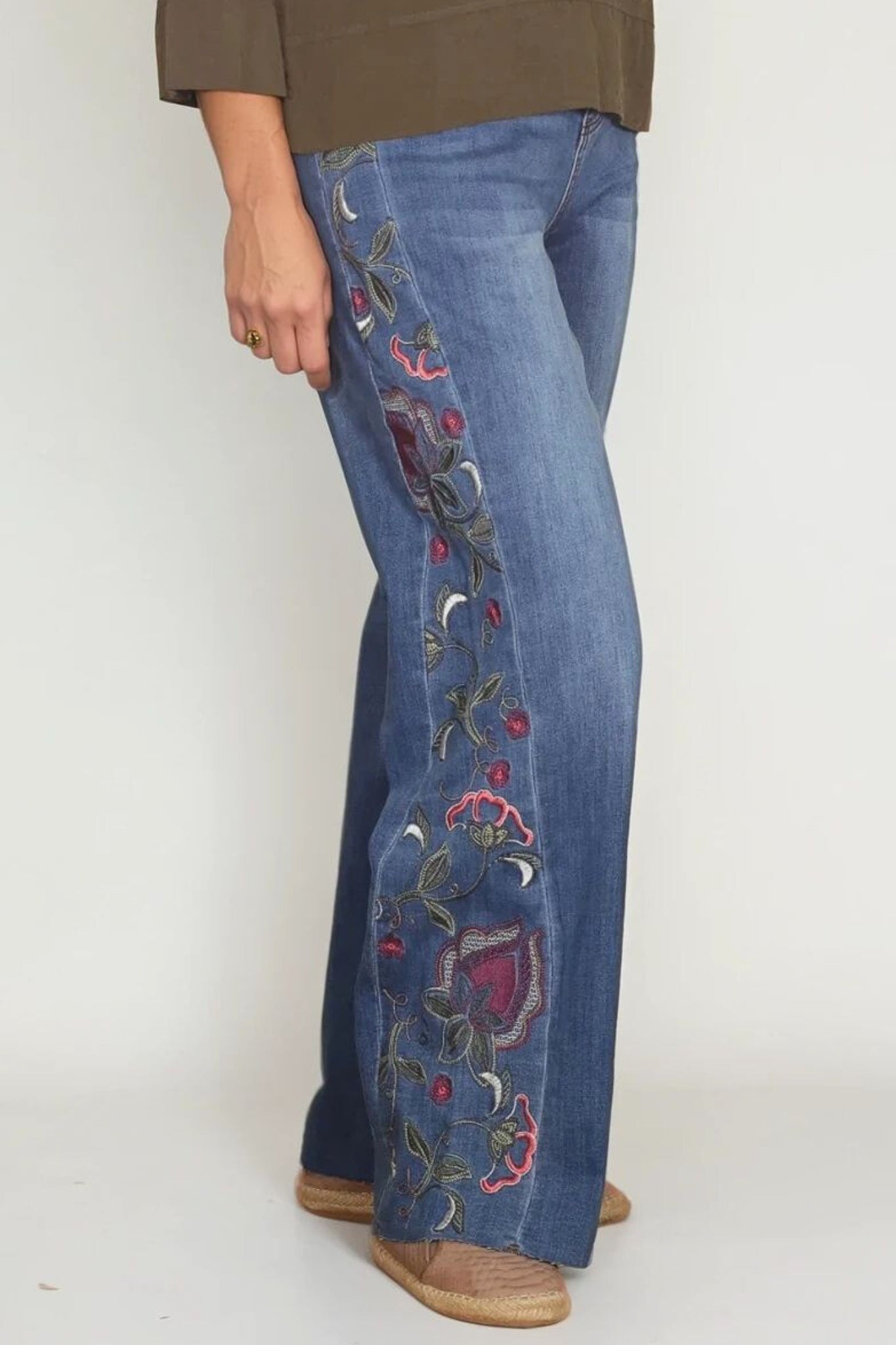 Tribal Brooke High Rise Embroidered Wide Leg Jeans | Lissatheshop