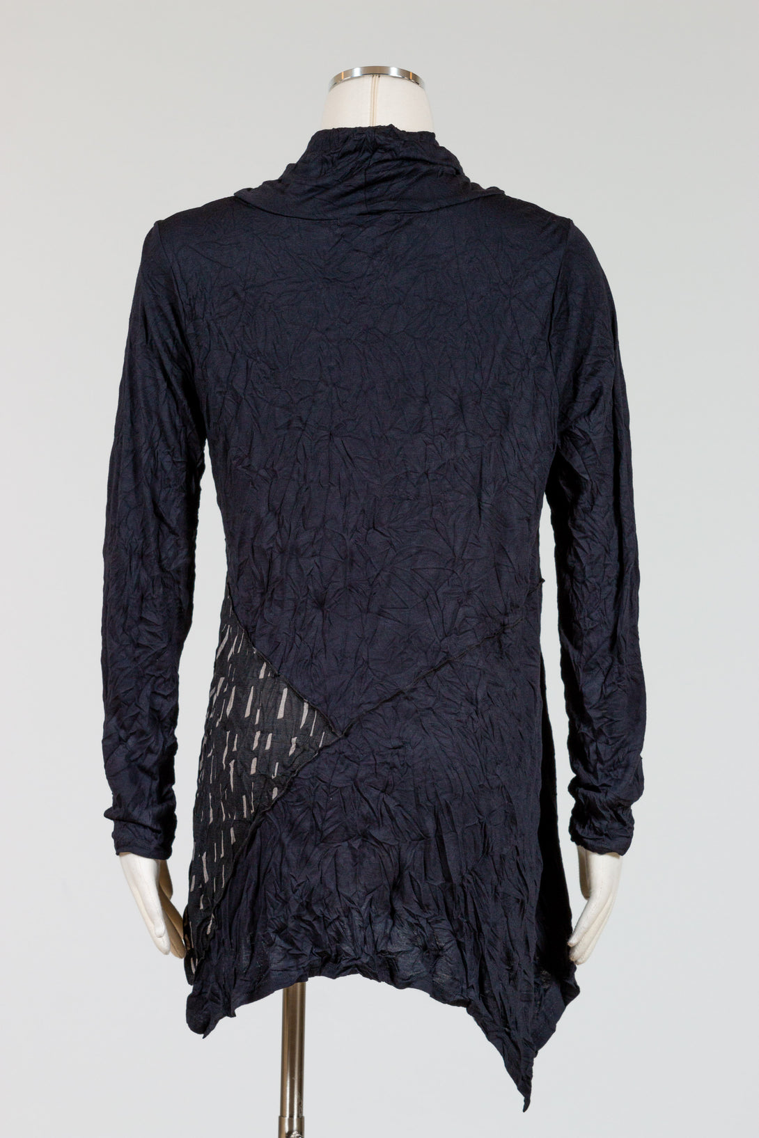 Chalet-Olive-Tunic-Crinkle-Mesh-Raisin-Black