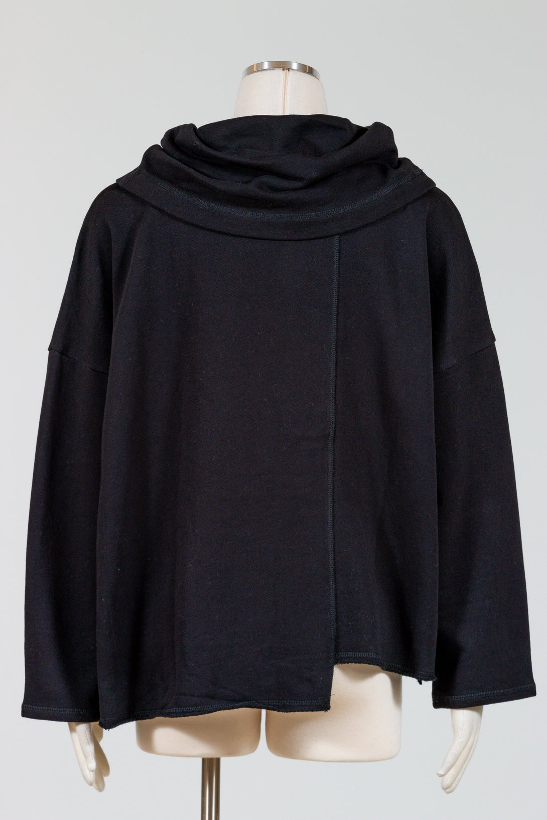 Liv-Habitat-Chill-Pullover-FrenchTerry-Black