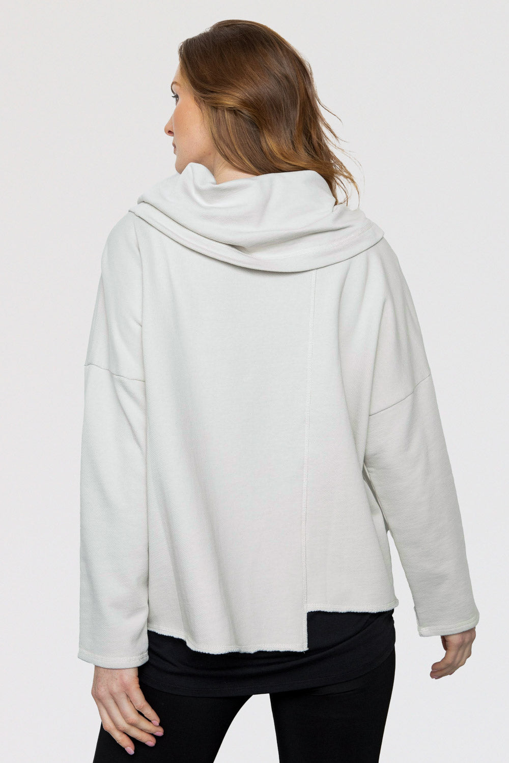 Liv-Habitat-Chill-Pullover-FrenchTerry-Sand-Grey