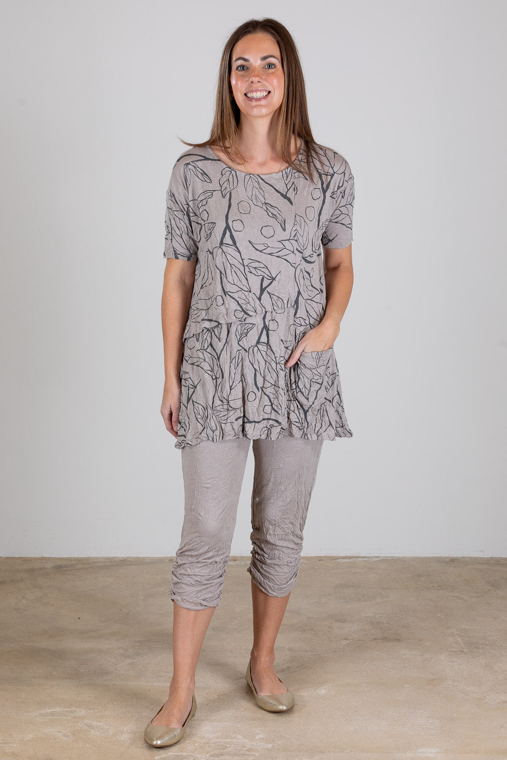 Chalet's Holly Tunic Pelican