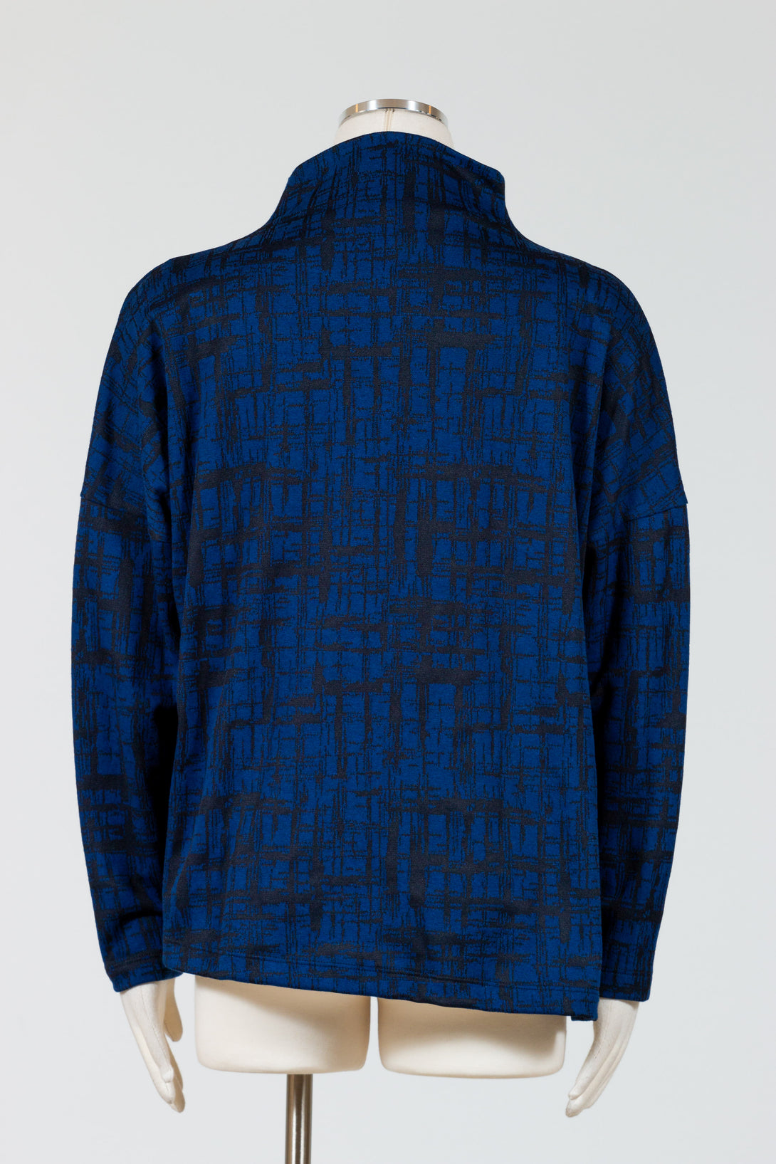 Chalet-Clothing-Dakota-Top-Rain-Blue-Pattern