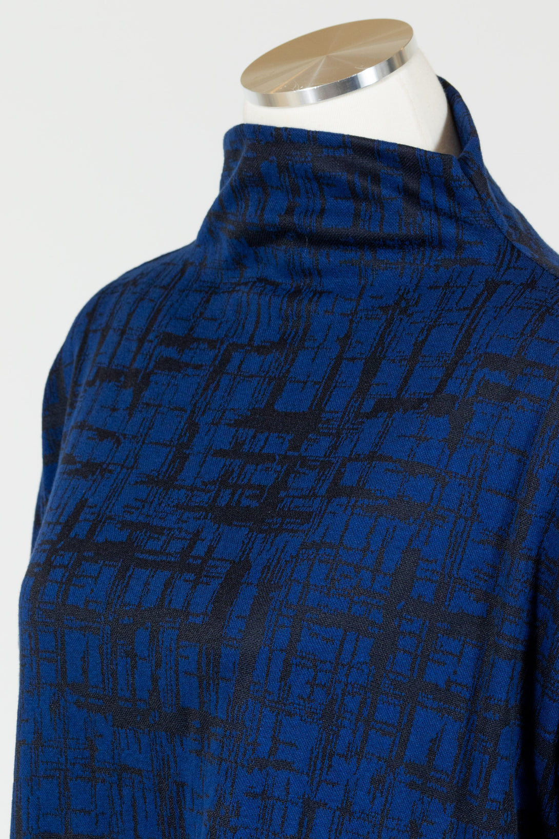 Chalet-Clothing-Dakota-Top-Rain-Blue-Pattern