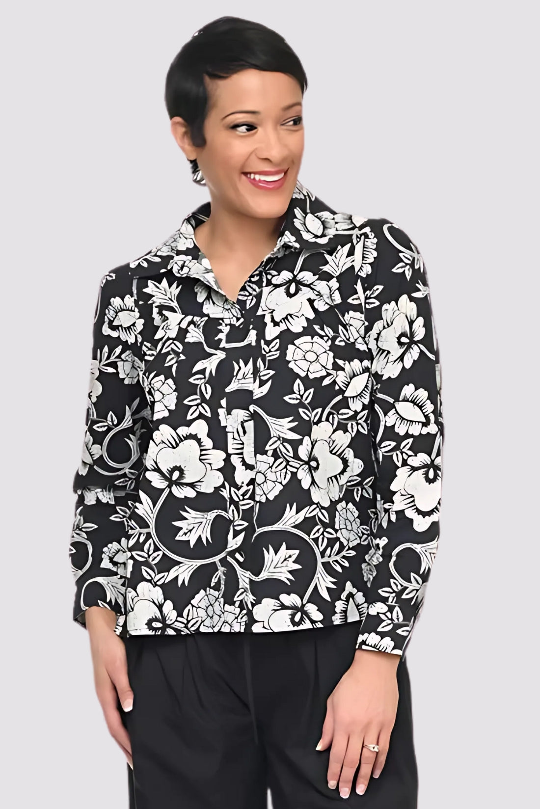 Tulip Sadie Blouse – Black & White Floral Button-Down
