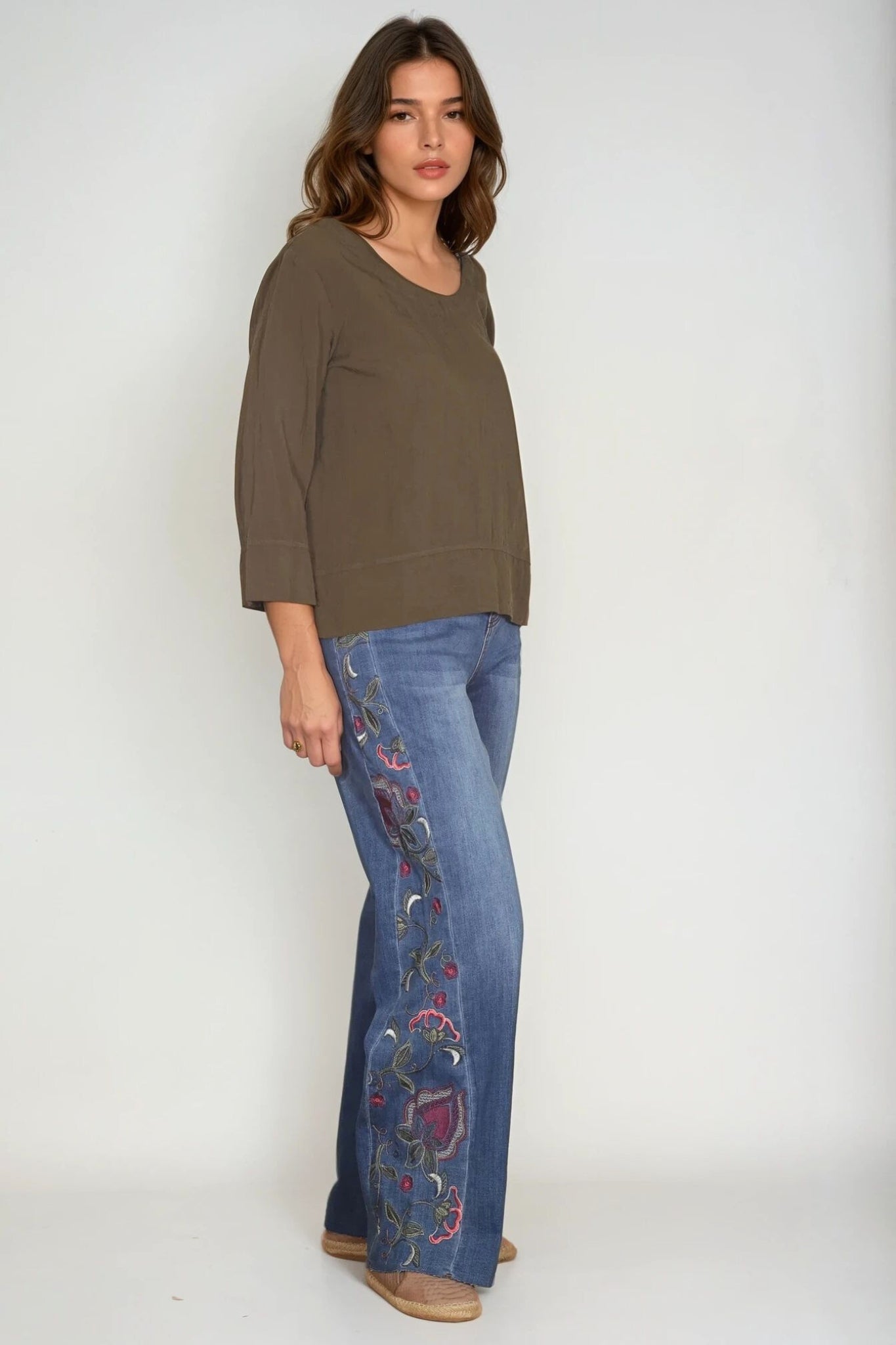 Tribal Brooke High Rise Embroidered Wide Leg Jeans | Lissatheshop