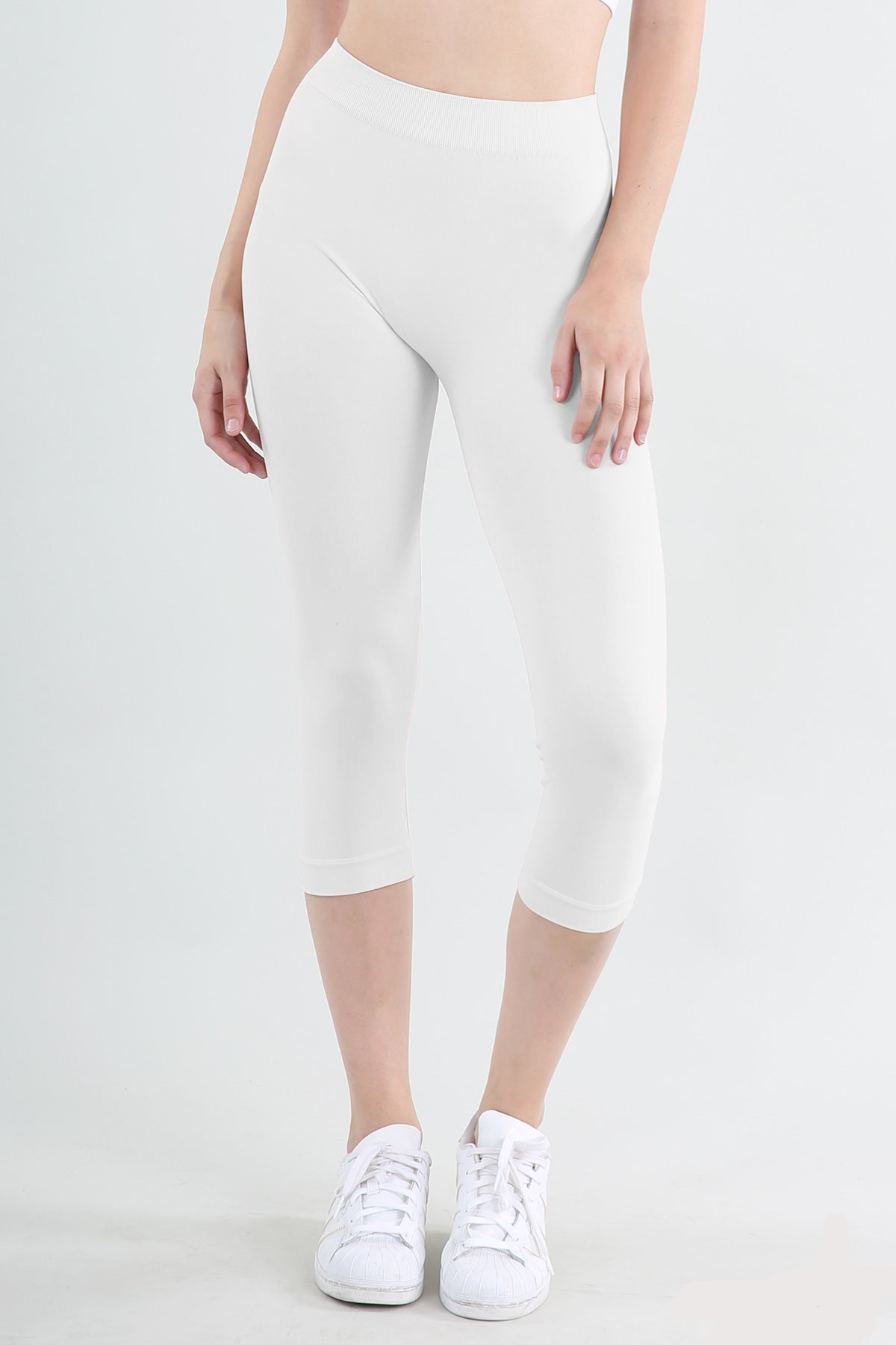 NIKIBIKI Capri Legging – Lightweight Opaque Nylon Stretch Capri