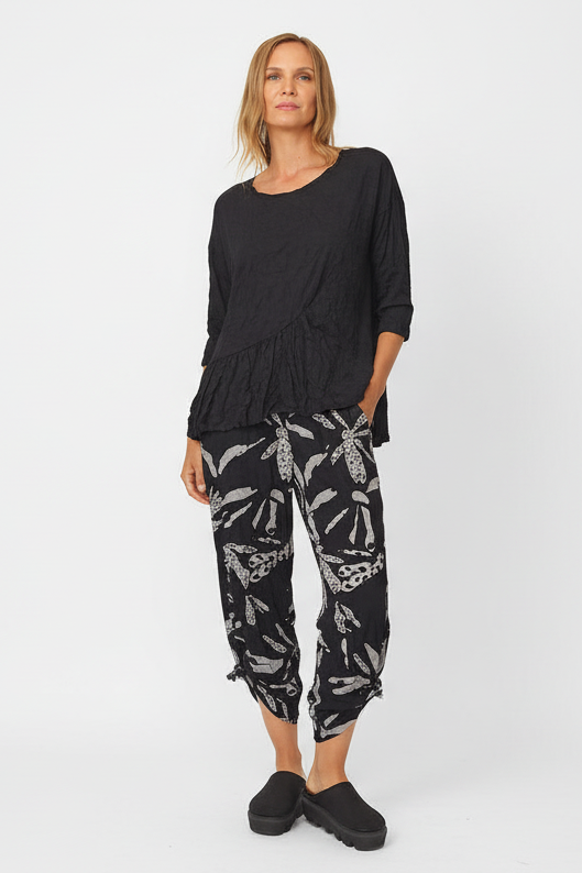Chalet Belinda Pant – Crinkle Dress, Black Print | Lissatheshop