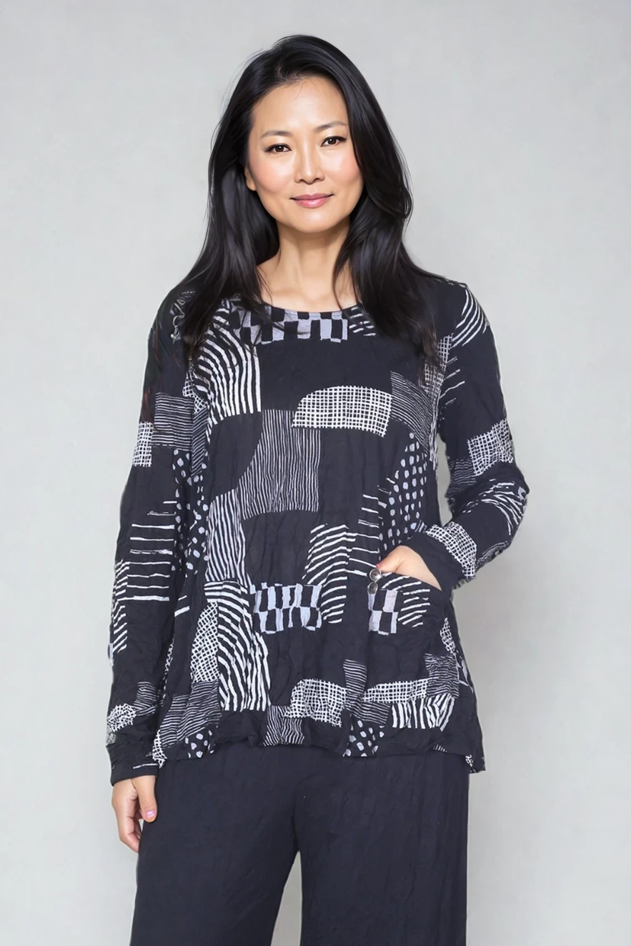 Chalet-Ceci-Womens-Clothing-Gizel-Top-Shirt-Crewneck-Crinkle-Bamboo-Mineral-Black