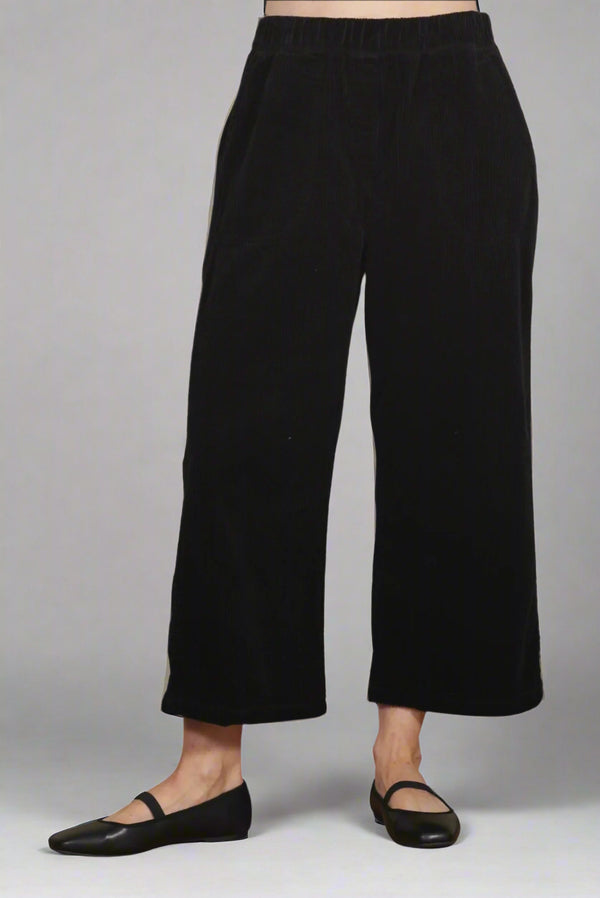 CutLoose-Womens-Clothing-Easy-Crop-Pant-Corduroy-Black