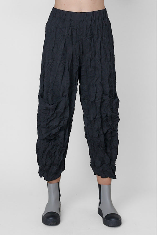 Chalet-Ceci-Womens-Clothing-Lucy-Pant-Crinkle-Black