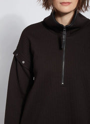 LYSSÉ Cozy Convertible Sweatshirt (Quilted){Black}